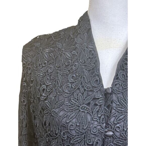 Talbots black lace blazer, 8, timeless, elegant, romantic, feminine, Parisian - Picture 4 of 6